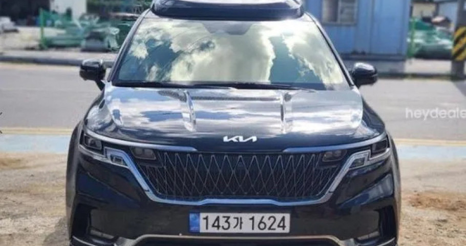 Kia Carnival 