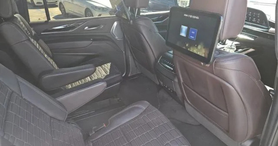 Cadillac Escalade 