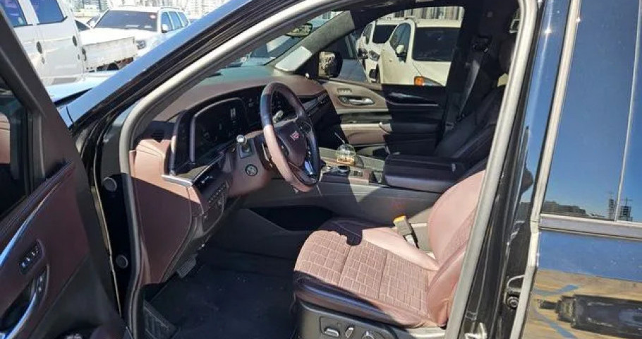 Cadillac Escalade 