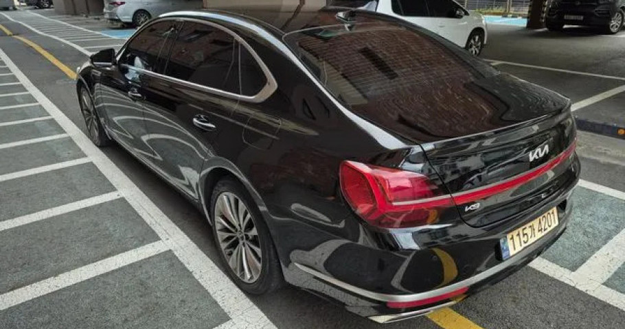 Kia K9 