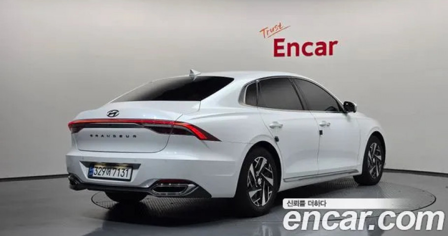 Hyundai Grandeur 