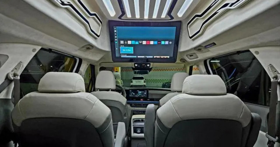 Kia Carnival 