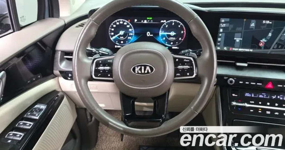 Kia Carnival 