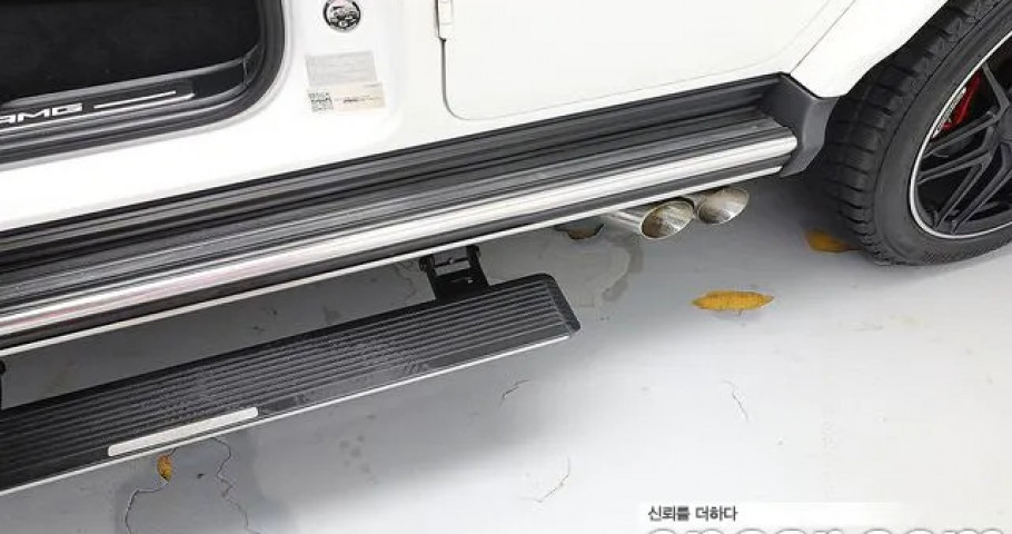 Mercedes-Benz G-Class 