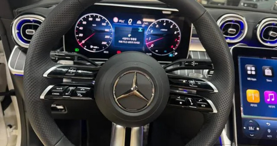 Mercedes-Benz Cle-Class 