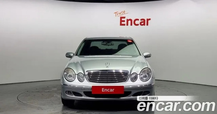 Mercedes-Benz E-Class 