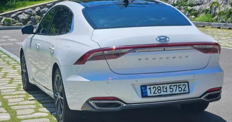 Hyundai Grandeur 