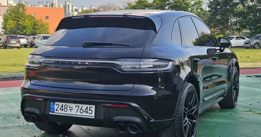 Porsche Macan 