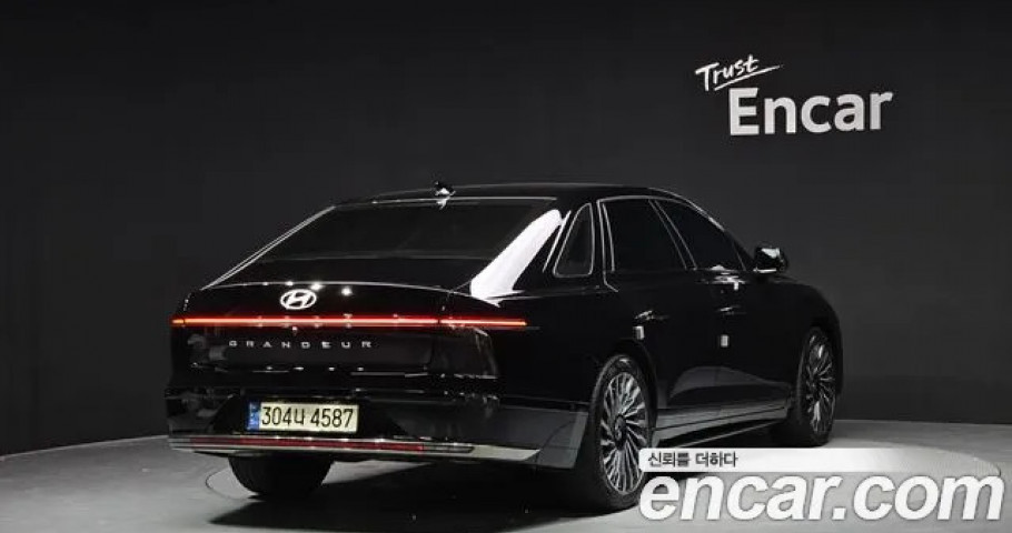 Hyundai Grandeur 