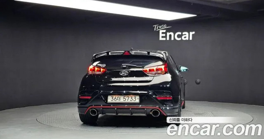Hyundai Veloster 