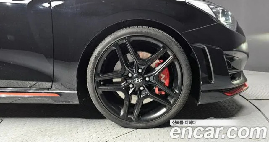 Hyundai Veloster 