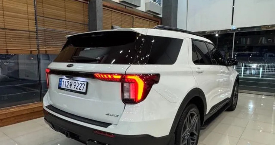 Ford Explorer 