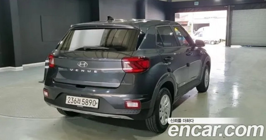 Hyundai Venue 