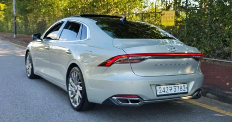 Hyundai Grandeur 