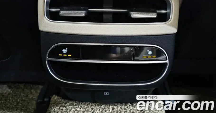 Genesis Gv70 