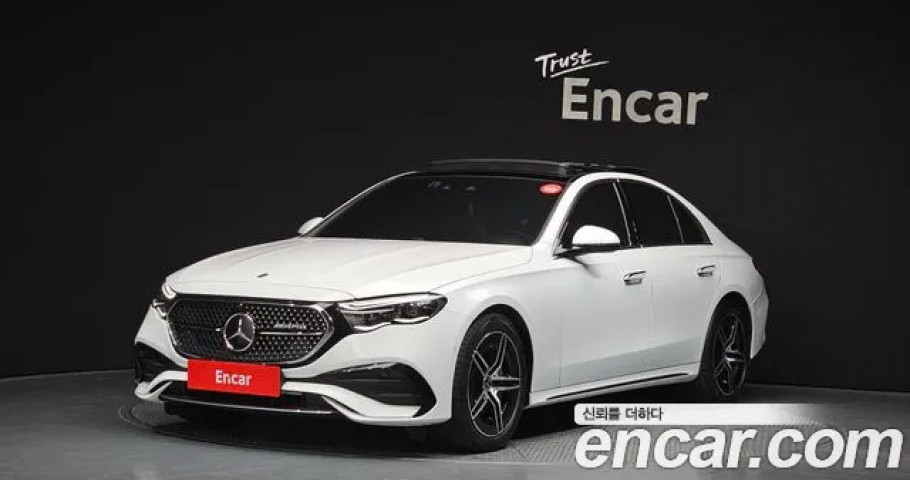 Mercedes-Benz E-Class 