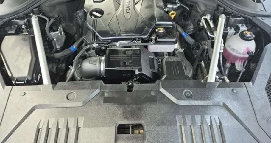 Genesis Gv70 