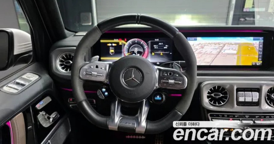 Mercedes-Benz G-Class 