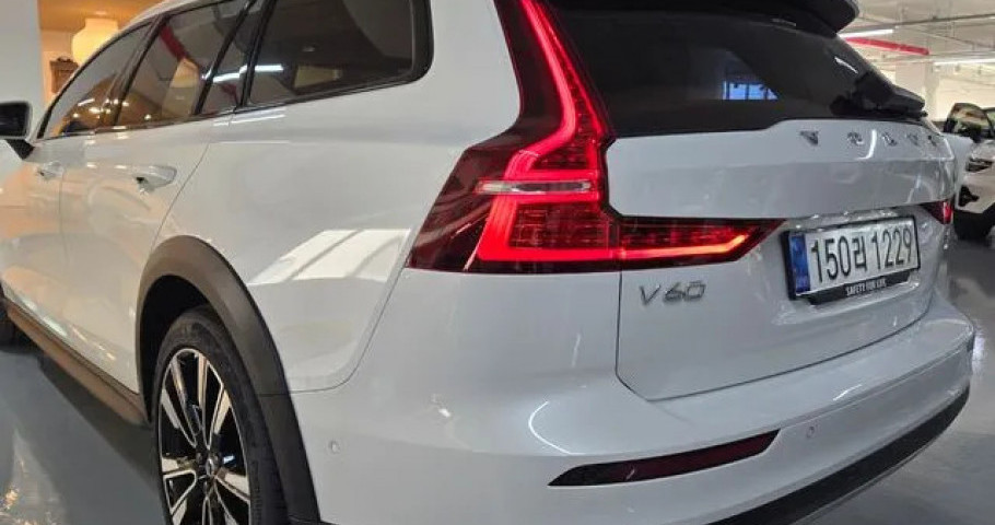 Volvo V60 