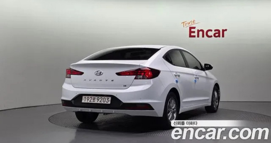Hyundai AVANTE 