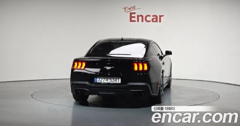 Ford Mustang 