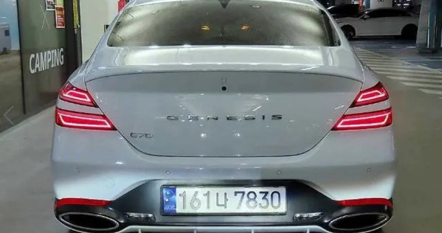 Genesis G70 