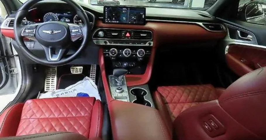 Genesis G70 