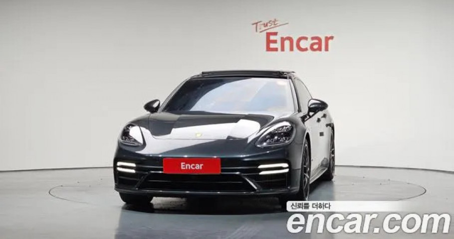 Porsche Panamera 
