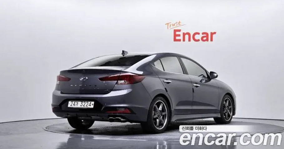 Hyundai Avante (Elantra) 