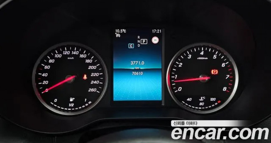 Mercedes-Benz C-Class 