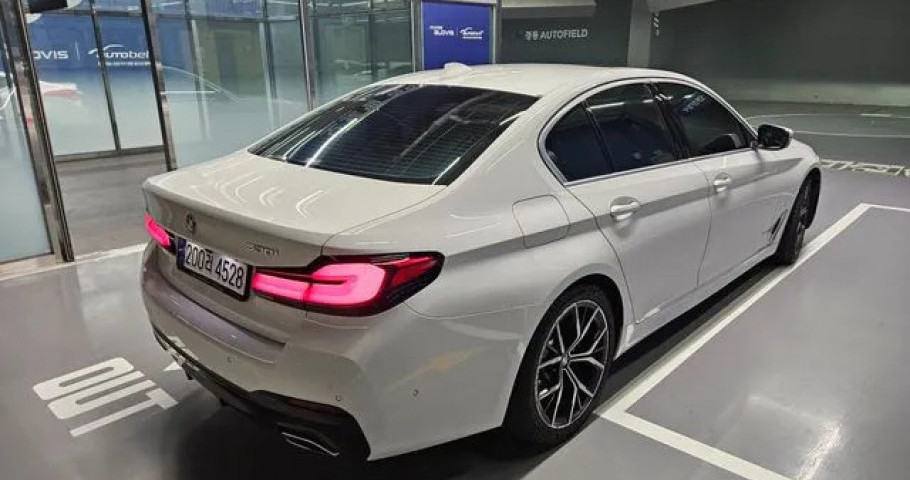 Bmw 5-Series 