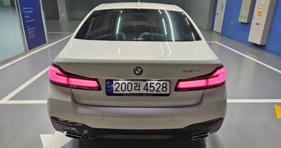 Bmw 5-Series 