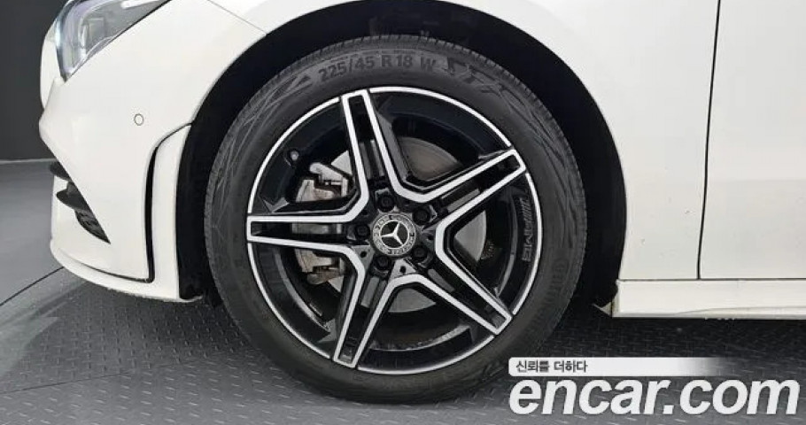 Mercedes-Benz Cla-Class 