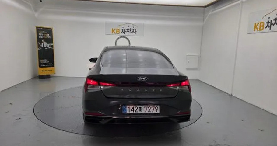 Hyundai Avante 