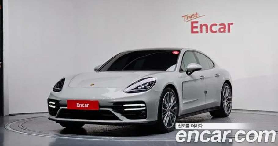 Porsche Panamera 
