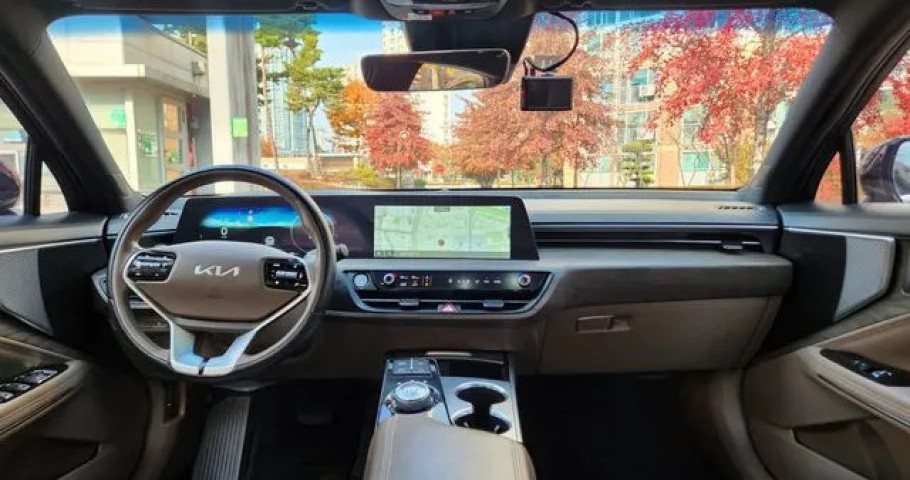 Kia K8 