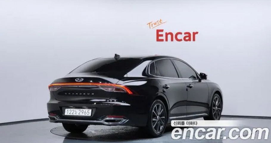 Hyundai Grandeur 