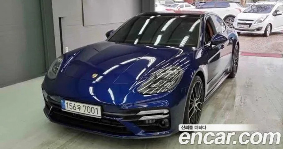 Porsche Panamera 