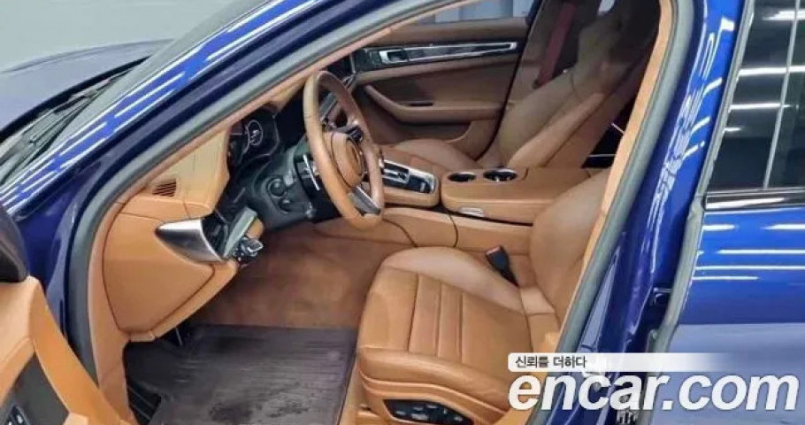 Porsche Panamera 