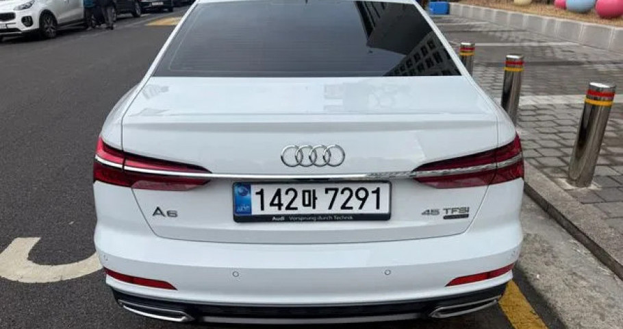 Audi A6 
