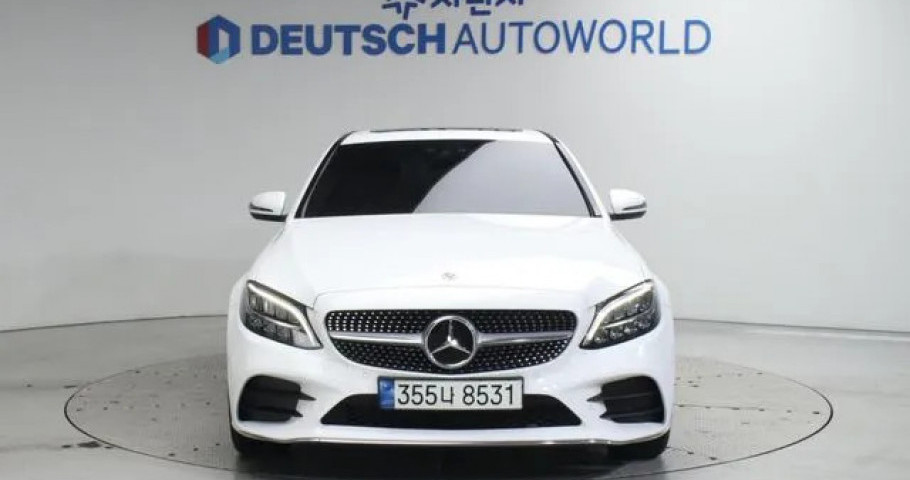 Mercedes-Benz C-Class 