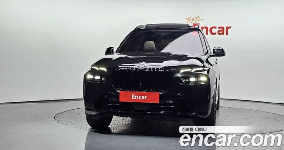 BMW X7 