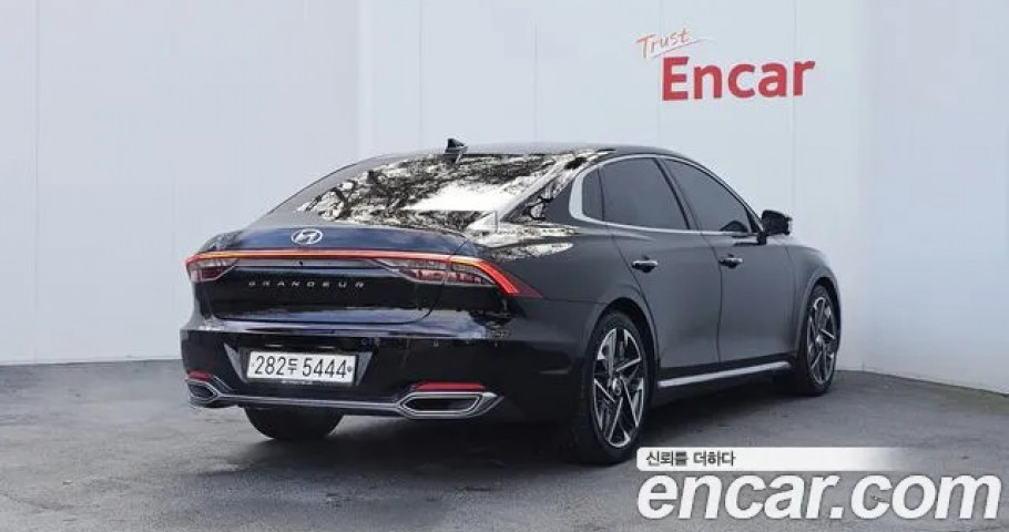 Hyundai Grandeur 