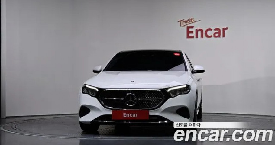 Mercedes-Benz E-Class 