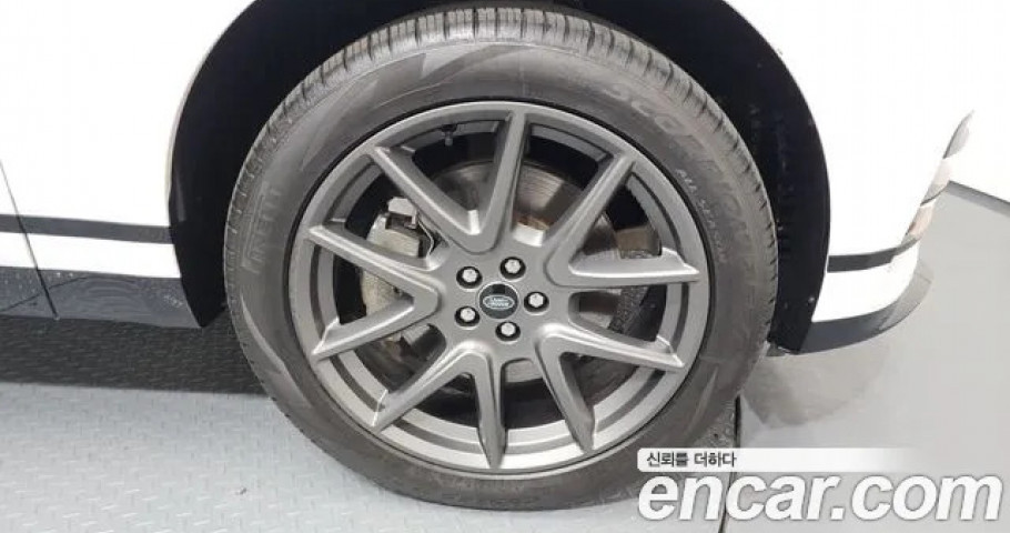 Land Rover Range Rover Velar 