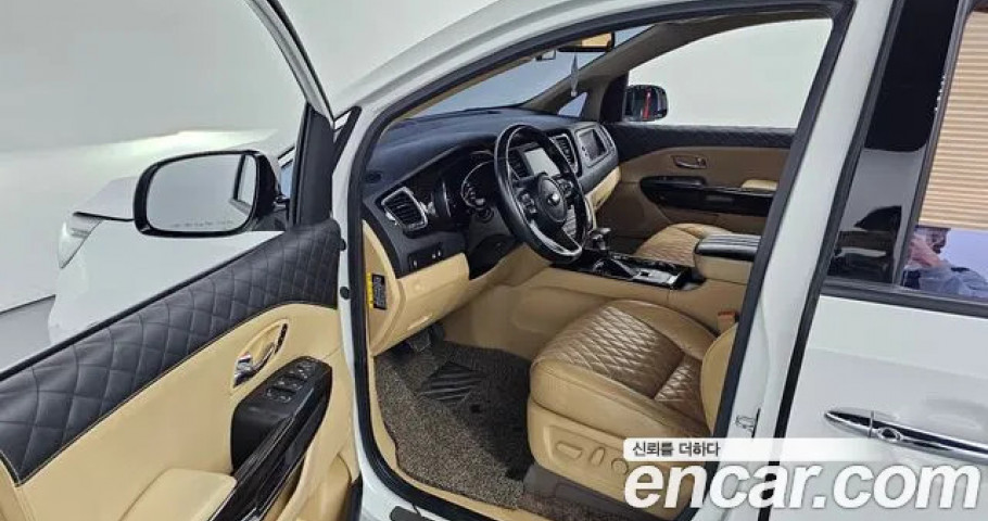 Kia Carnival 