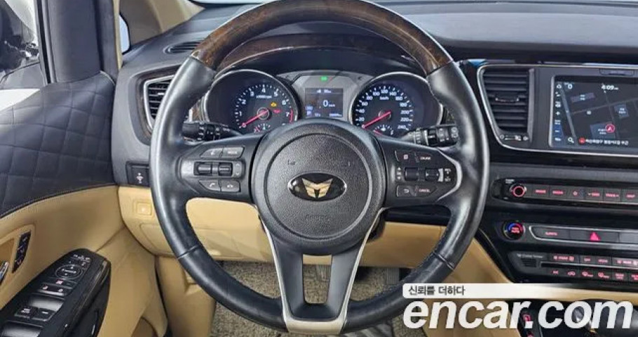 Kia Carnival 