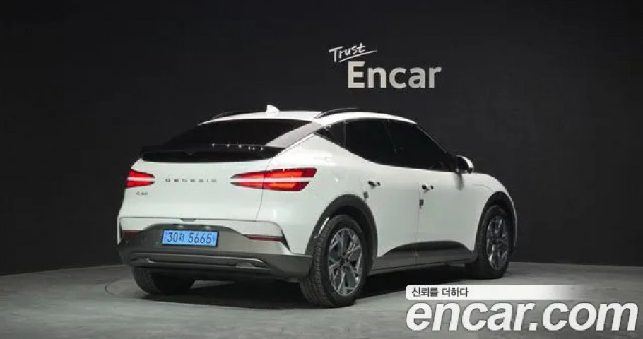 Genesis Gv60 