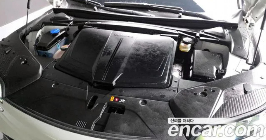 Genesis Gv60 