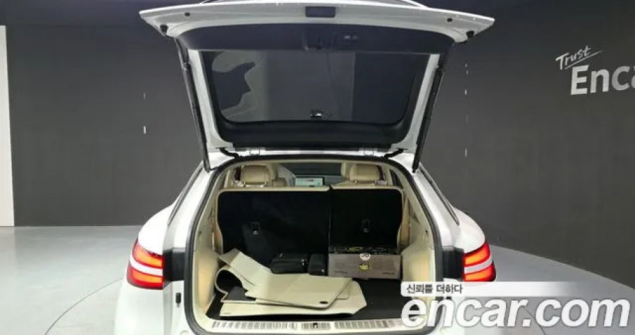 Genesis Gv60 